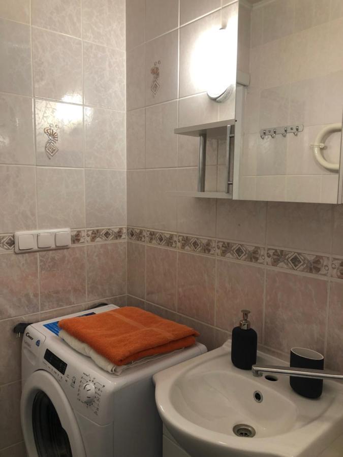 Your Home - Central Studio Apartment, Balcony, Parking & Self Check-In VNO Exterior photo