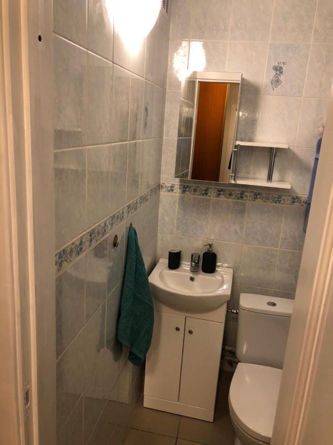 Your Home - Central Studio Apartment, Balcony, Parking & Self Check-In VNO Exterior photo